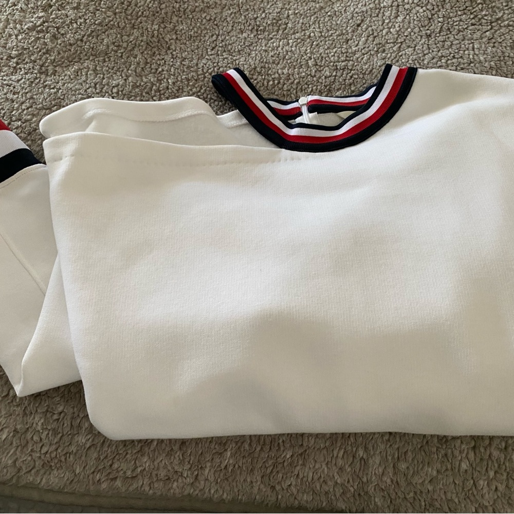 Very nice white top .Worn once  to big for me.